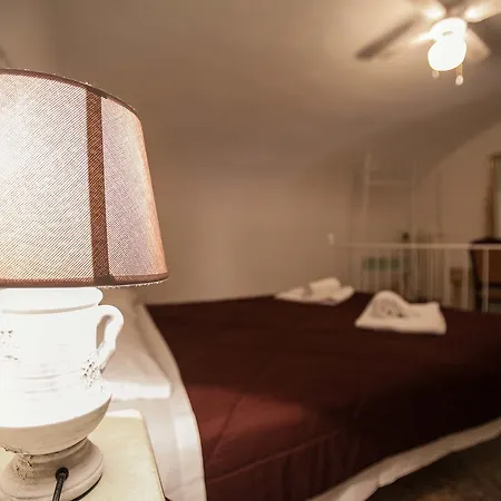 Myroom Accademy Guest house